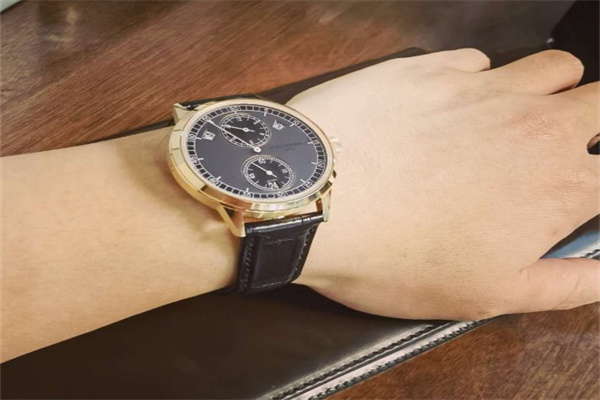百达翡丽手表的使用注意事项有哪些呢？