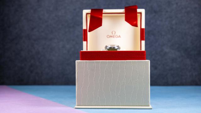 正品欧米茄石英女表(欧米茄石英女表价格大全) 第2张