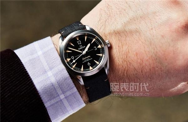 欧米茄海马300黑面老款(欧米茄海马300老款总是比较慢) 第8张