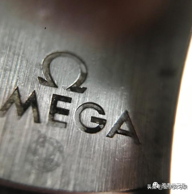 欧米茄碟飞辨真假(欧米茄碟飞表真假对照表) 第13张
